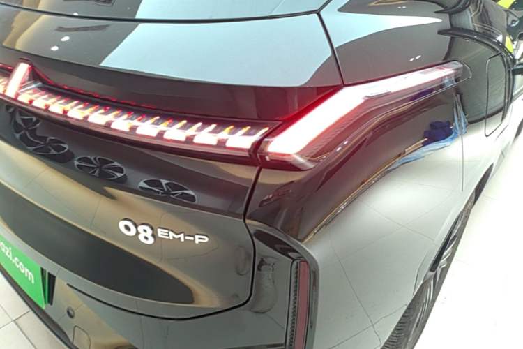 Used Lynk & Co 08 EM-P 2025 120km Long-Range Halo Right Rear Taillight