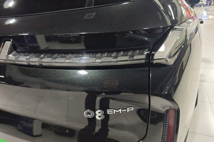 Used Lynk & Co 08 EM-P 2025 120km Long-Range Pro Right Rear Taillight