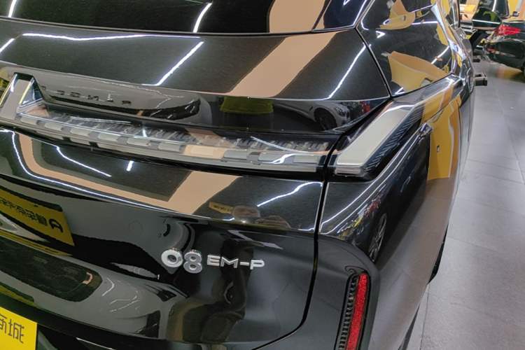 Used Lynk & Co 08 EM-P 2025 120km Long-Range Pro Right Rear Taillight