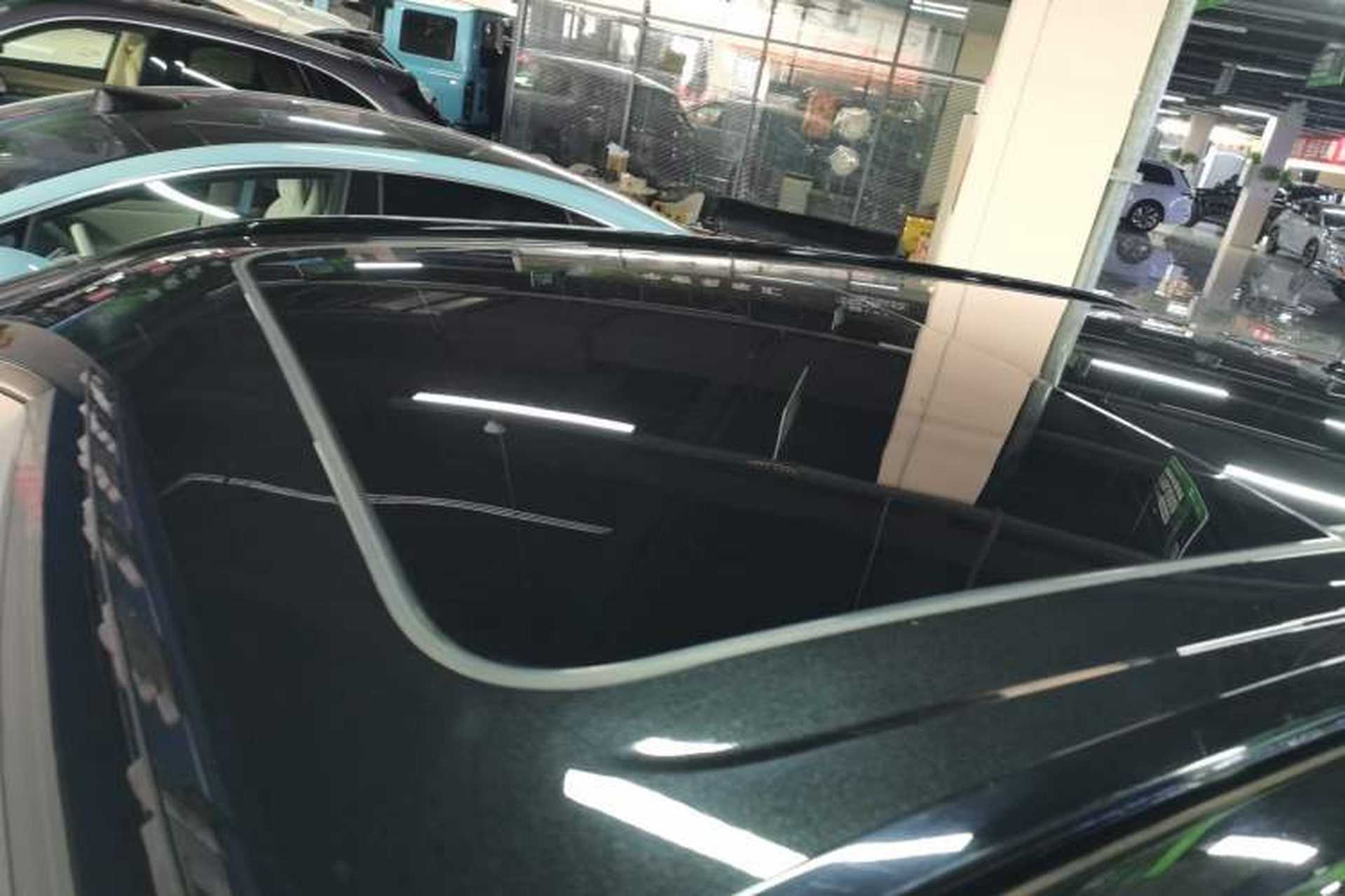 Used Lynk & Co 08 EM-P 2025 120km Long-Range Pro Roof