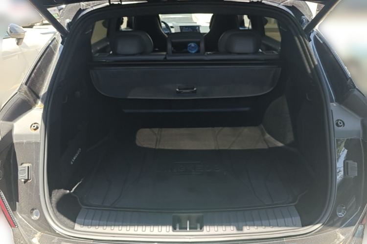 Used Lynk & Co 08 EM-P 2025 120km Long-Range Halo Trunk