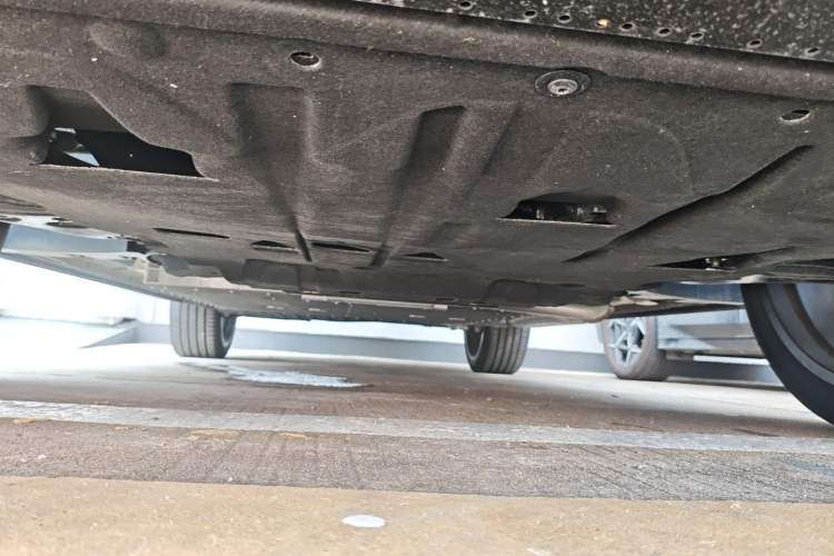 Used Lynk & Co 08 EM-P 2025 245km Ultra-Long Range Halo Chassis Front