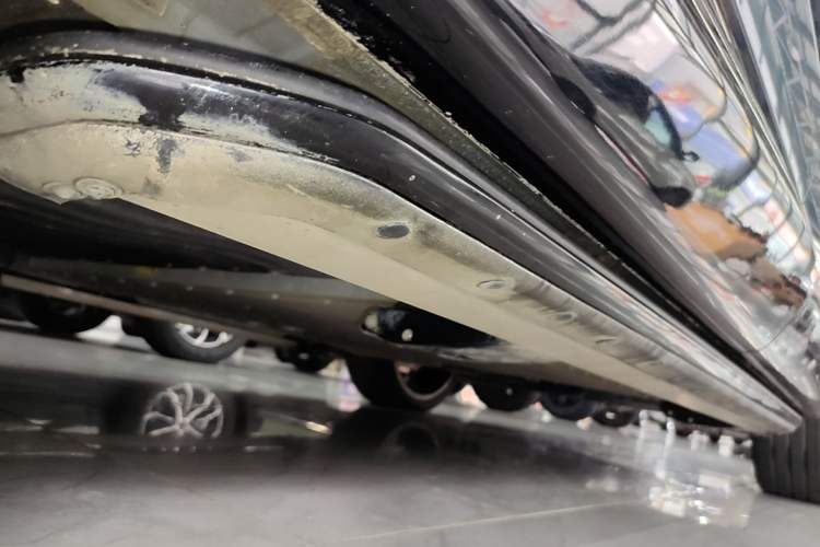 Used Lynk & Co 08 EM-P 2025 220 km All-Wheel-Drive Performance Halo Chassis Rear Right