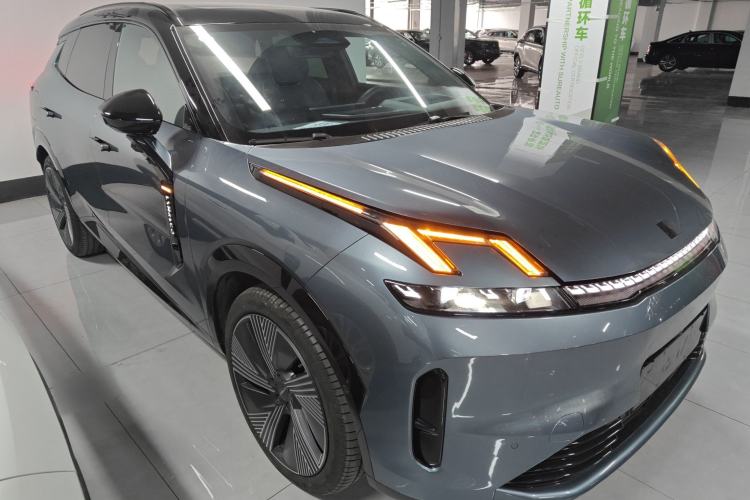Used Lynk & Co 08 EM-P 2025 245km Ultra-Long Range Halo Exterior 1