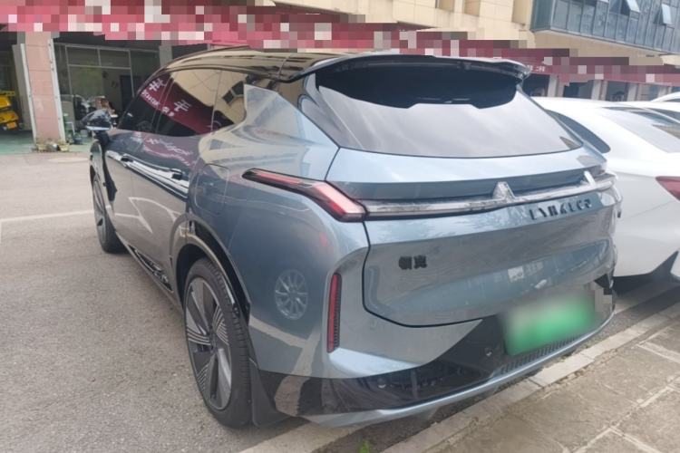 Used Lynk & Co 08 EM-P 2025 245km Ultra-Long Range Halo Exterior 2