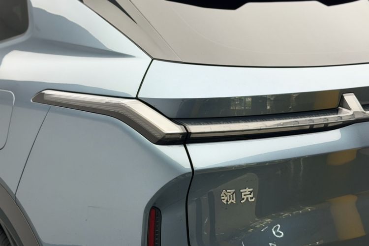 Used Lynk & Co 08 EM-P 2025 245km Ultra-Long Range Halo Exterior 2