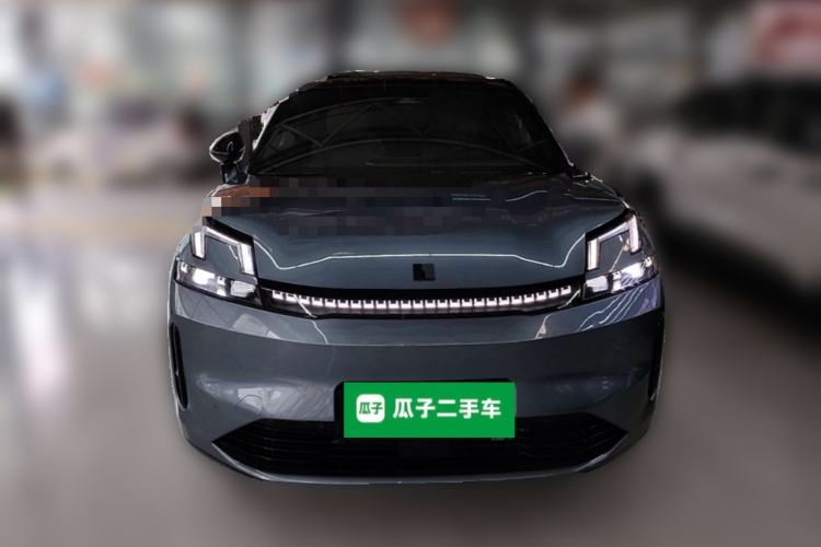 Used Lynk & Co 08 EM-P 2025 220 km All-Wheel-Drive Performance Halo Front
