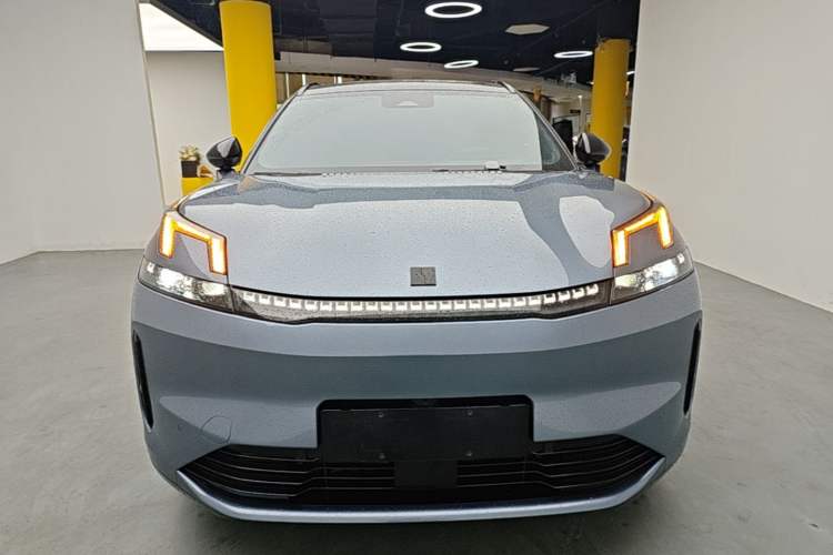 Used Lynk & Co 08 EM-P 2025 245km Ultra-Long Range Halo Front