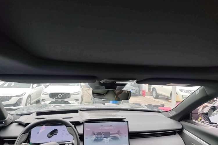 Used Lynk & Co 08 EM-P 2025 220 km All-Wheel-Drive Performance Halo Headliner