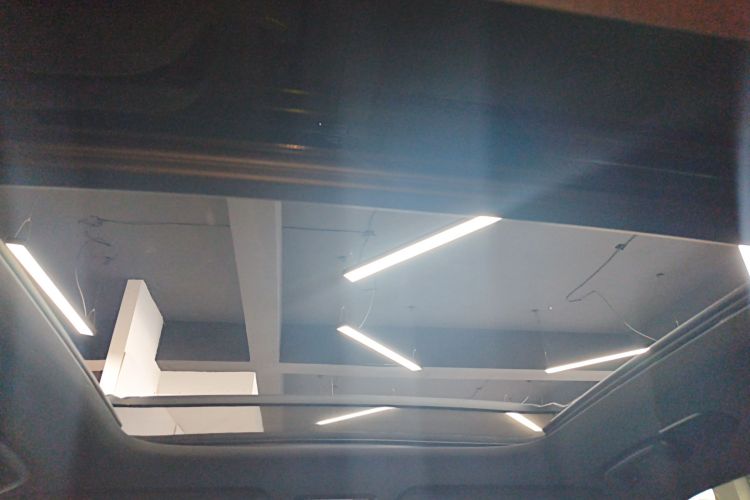 Used Lynk & Co 08 EM-P 2025 220 km All-Wheel-Drive Performance Halo Headliner
