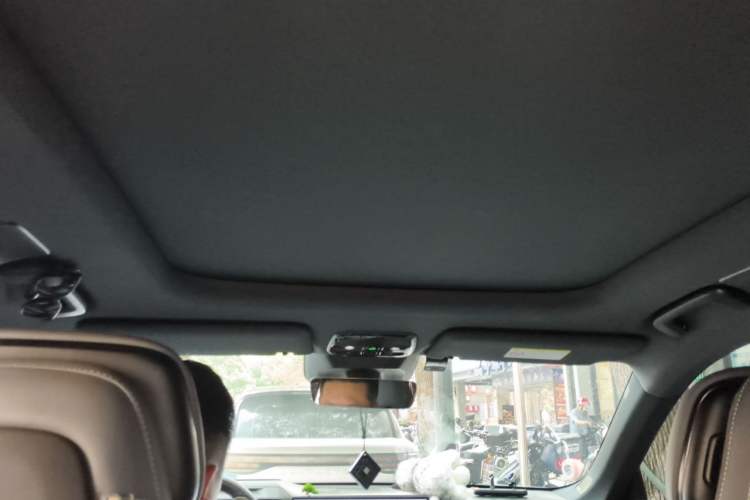 Used Lynk & Co 08 EM-P 2025 120km Long-Range Halo Headliner
