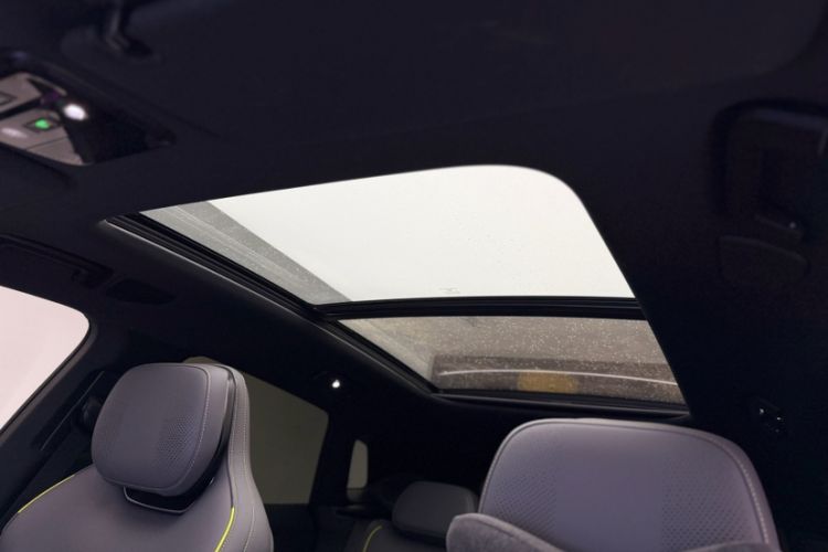 Used Lynk & Co 08 EM-P 2025 245km Ultra-Long Range Halo Headliner