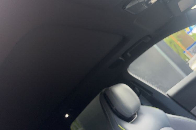 Used Lynk & Co 08 EM-P 2025 220 km All-Wheel-Drive Performance Halo Headliner