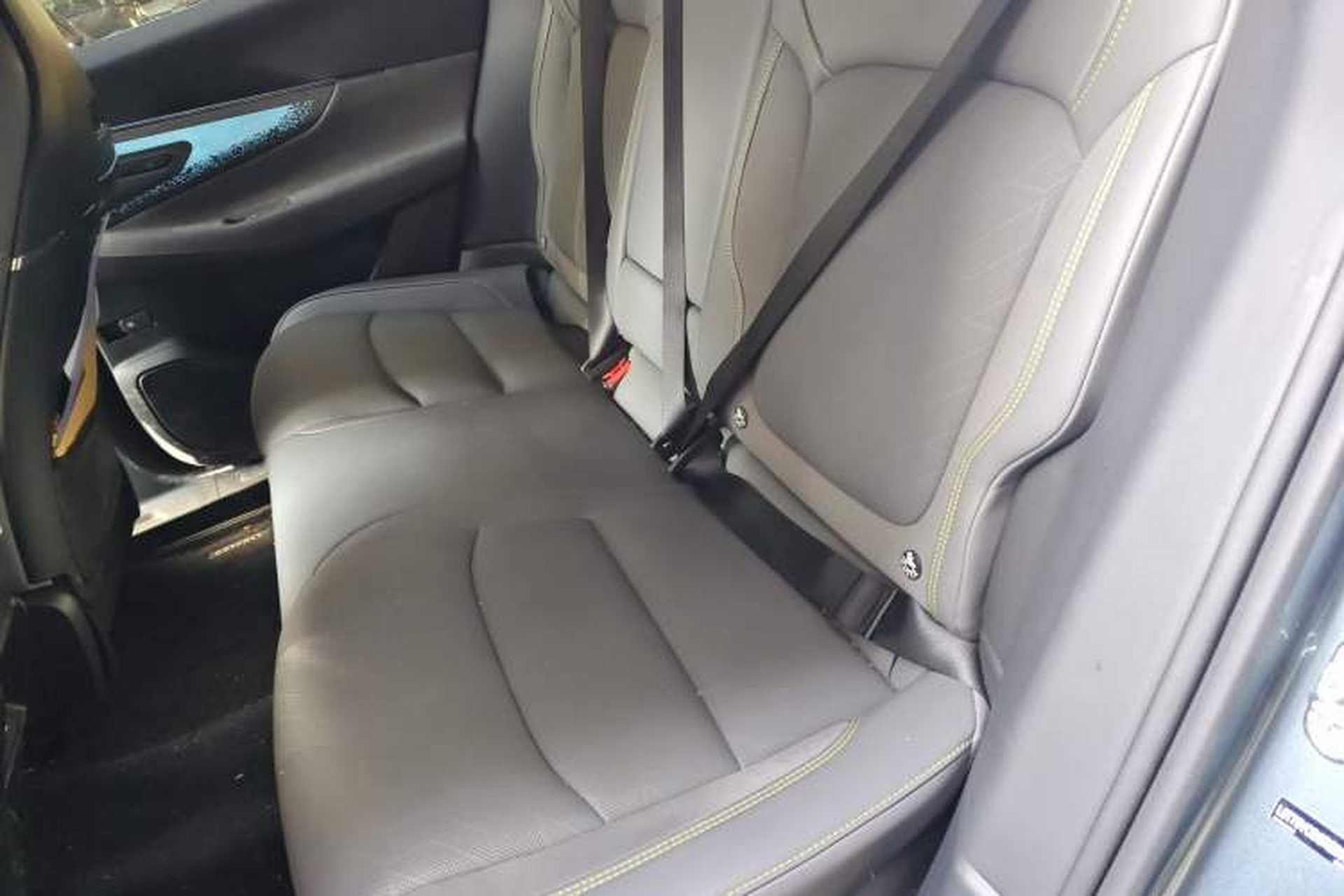 Used Lynk & Co 08 EM-P 2025 220 km All-Wheel-Drive Performance Halo Left Rear Seat