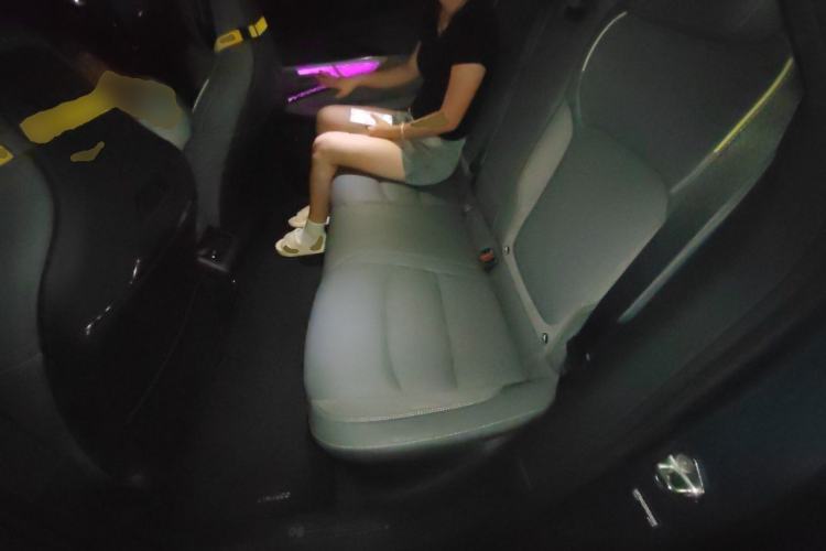 Used Lynk & Co 08 EM-P 2025 120km Long-Range Halo Left Rear Seat
