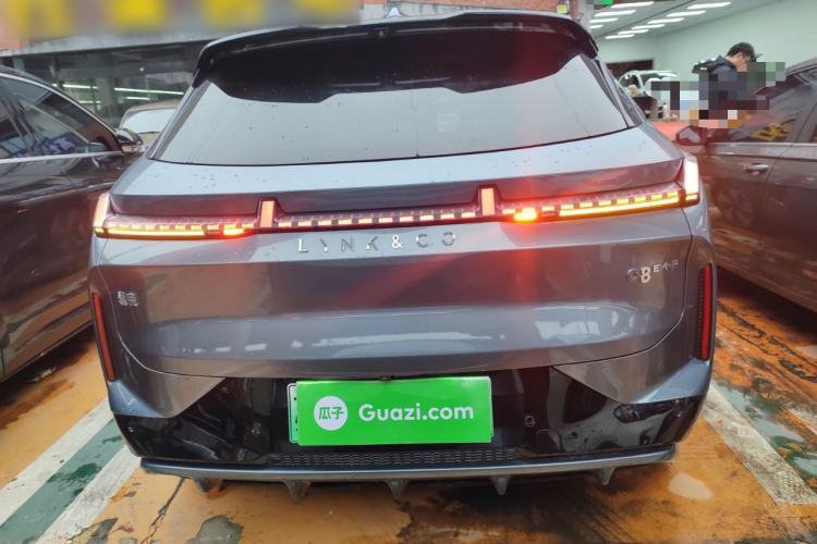 Used Lynk & Co 08 EM-P 2025 220 km All-Wheel-Drive Performance Halo Rear