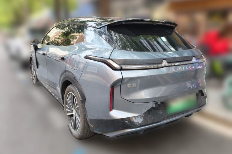Used Lynk & Co 08 EM-P 2025 120km Long-Range Halo Rear Left 45 Deg