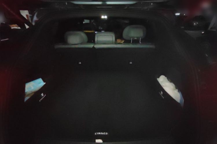 Used Lynk & Co 08 EM-P 2025 120km Long-Range Halo Trunk