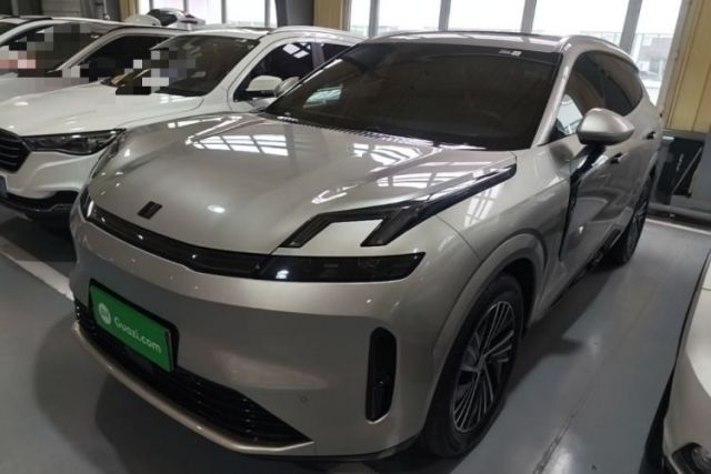 Used Lynk & Co 08 EM-P 2025 120km Long-Range Pro