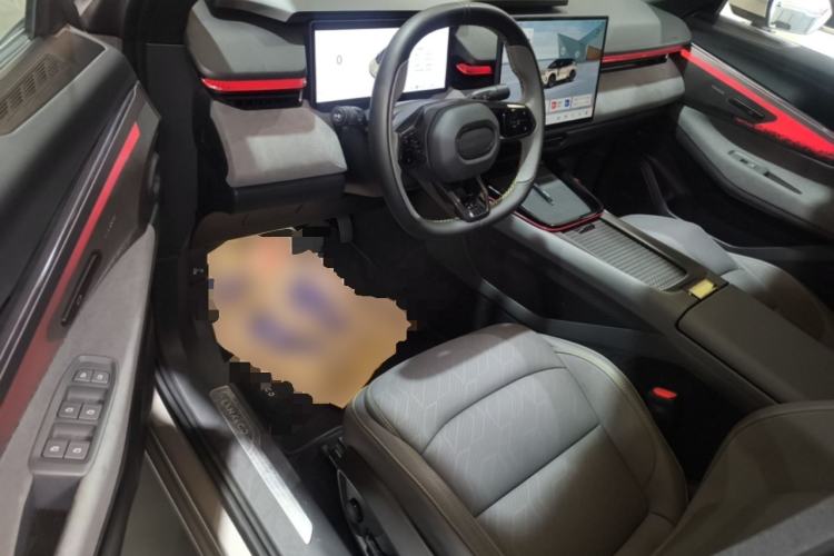 Used Lynk & Co 08 EM-P 2025 120km Long-Range Pro Driver Seat
