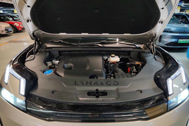 Used Lynk & Co 08 EM-P 2025 245km Ultra-Long Range Halo Engine Bay