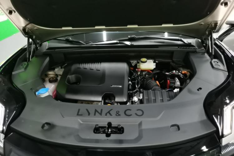 Used Lynk & Co 08 EM-P 2025 245km Ultra-Long Range Halo Engine Bay