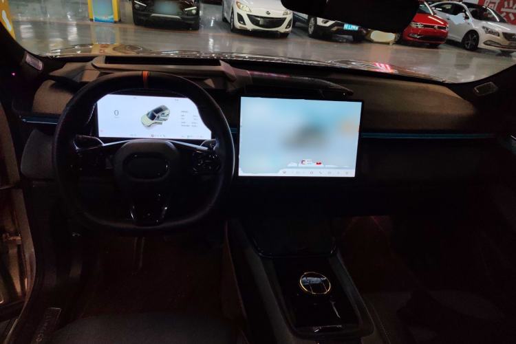 Used Lynk & Co 08 EM-P 2025 245km Ultra-Long Range Halo Interior 2
