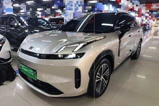 Used Lynk & Co 08 EM-P 2025 120km Long-Range Pro