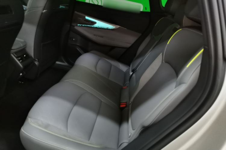 Used Lynk & Co 08 EM-P 2025 245km Ultra-Long Range Halo Left Rear Seat