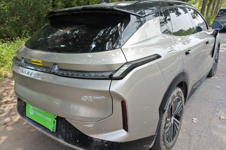 Used Lynk & Co 08 EM-P 2025 120km Long-Range Halo Rear Right 45 Deg