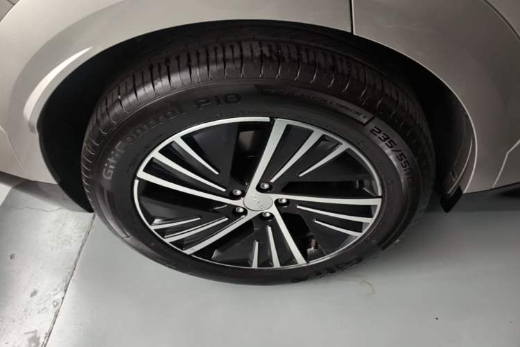 Used Lynk & Co 08 EM-P 2025 120km Long-Range Pro Right Rear Wheel Hub