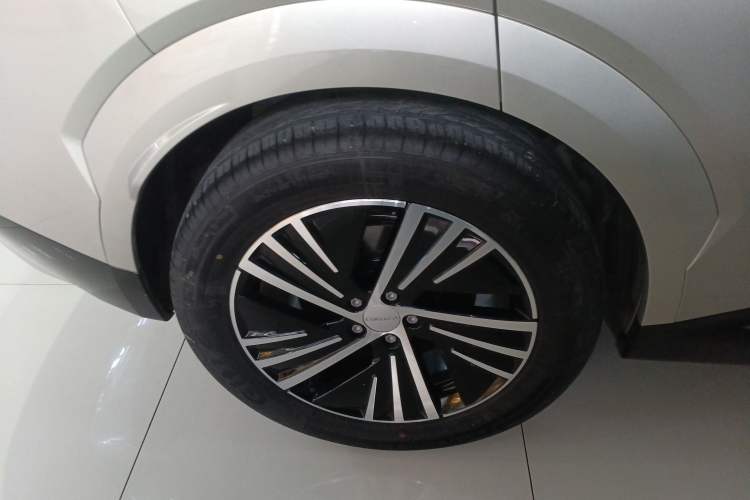 Used Lynk & Co 08 EM-P 2025 120km Long-Range Pro Right Rear Wheel Hub