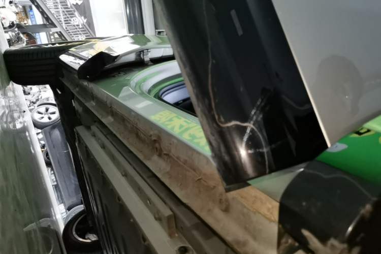 Used Lynk & Co 08 EM-P 2025 245km Ultra-Long Range Halo Right Side Sill