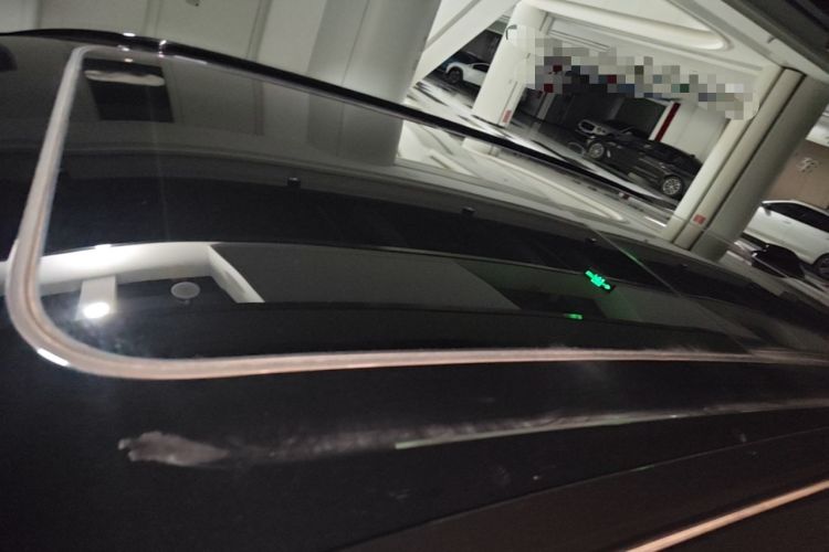 Used Lynk & Co 08 EM-P 2025 220 km All-Wheel-Drive Performance Halo Roof