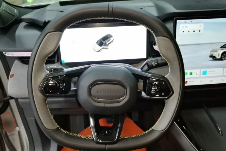 Used Lynk & Co 08 EM-P 2025 245km Ultra-Long Range Halo Steering Wheel