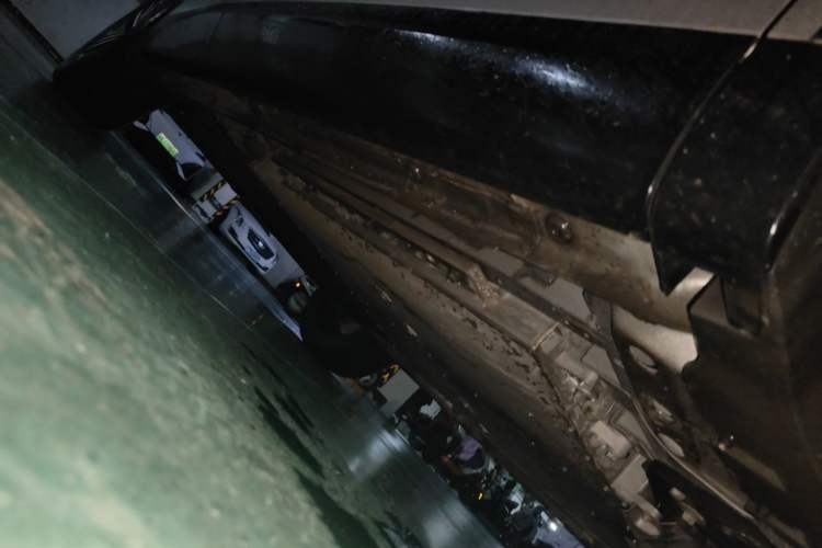 Used Lynk & Co 08 EM-P 2025 120km Long-Range Pro Chassis Front Right