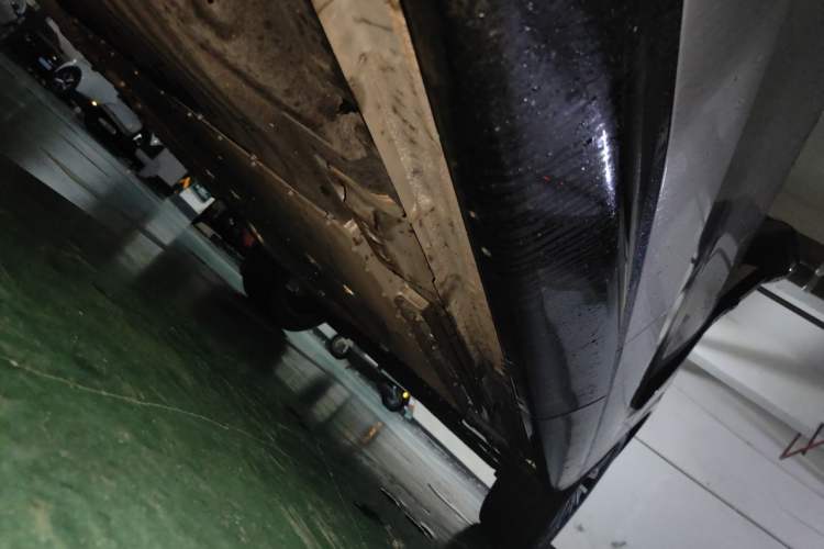 Used Lynk & Co 08 EM-P 2025 120km Long-Range Pro Chassis Rear Right