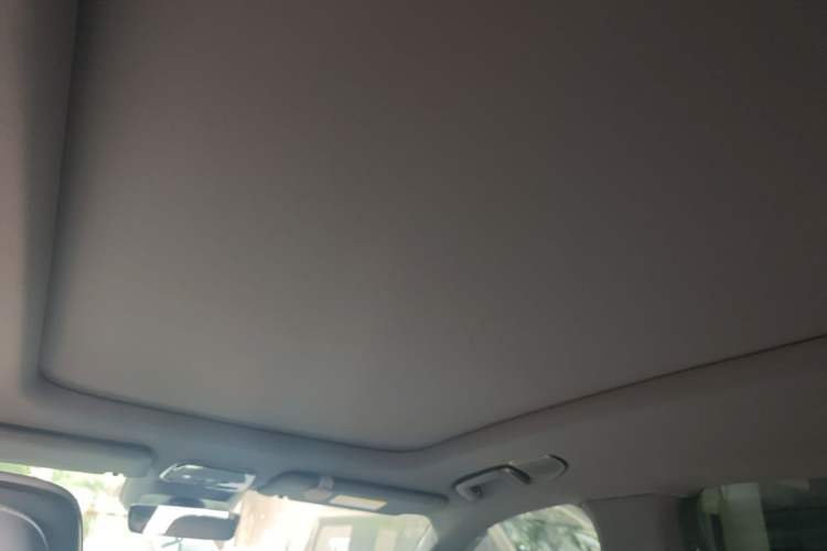 Used Lynk & Co 08 EM-P 2025 120km Long-Range Halo Headliner
