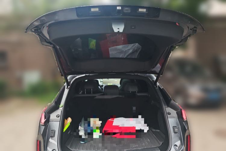 Used Lynk & Co 08 EM-P 2025 120km Long-Range Halo Trunk