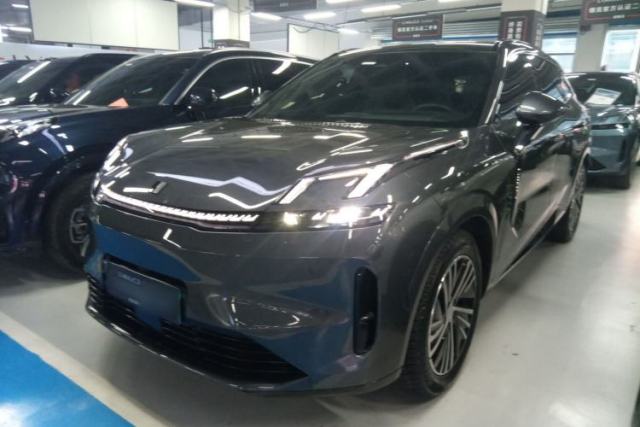Used Lynk & Co 08 EM-P 2025 120km Long-Range Halo