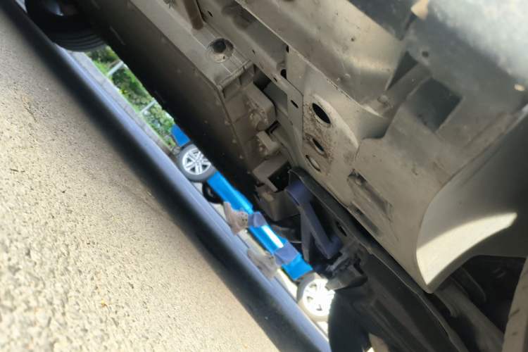 Used Lynk & Co 08 EM-P 2025 245km Ultra-Long Range Halo Chassis Front Right