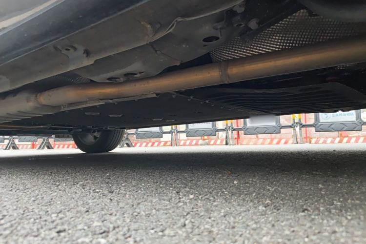 Used Lynk & Co 08 EM-P 2025 120km Long-Range Halo Chassis Rear Left