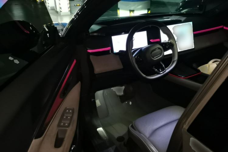 Used Lynk & Co 08 EM-P 2025 120km Long-Range Halo Driver Seat