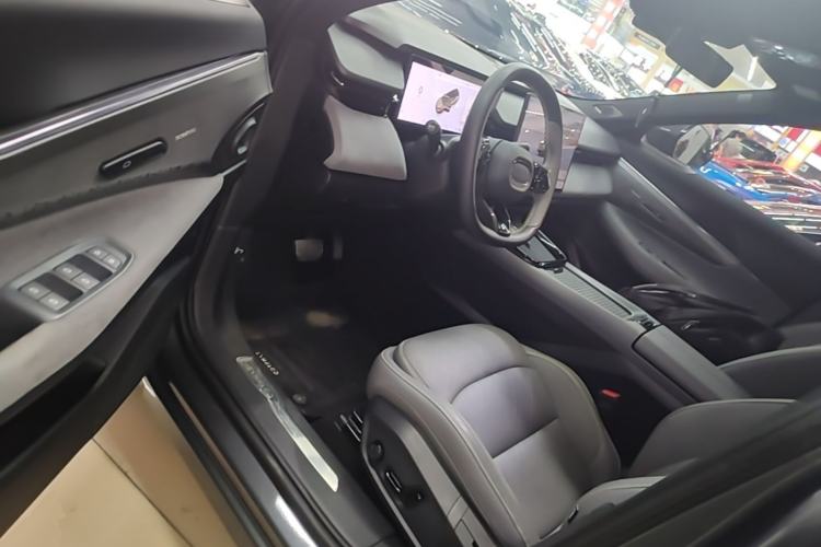 Used Lynk & Co 08 EM-P 2025 120km Long-Range Pro Driver Seat