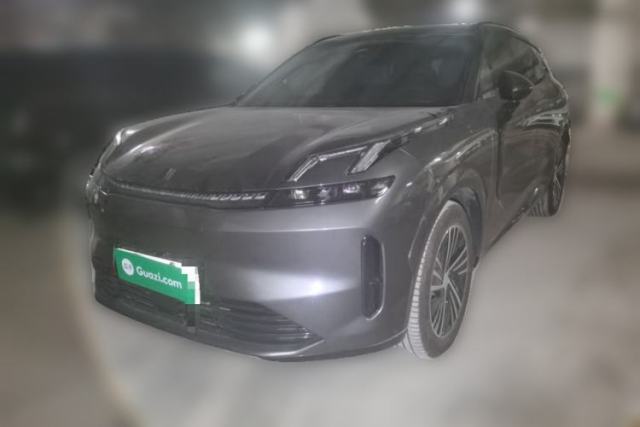 Used Lynk & Co 08 EM-P 2025 120km Long-Range Halo