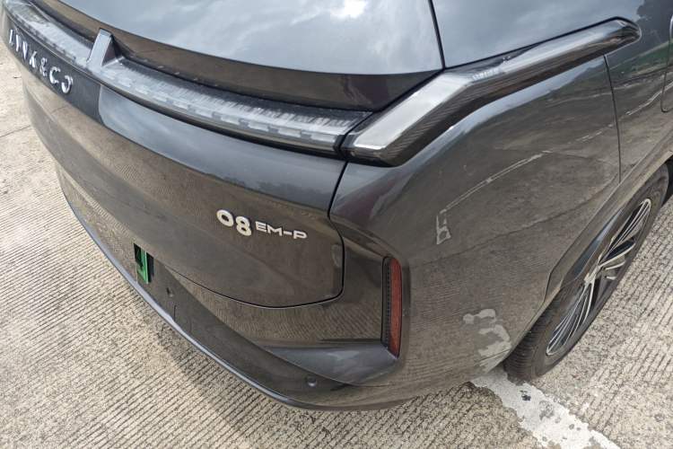 Used Lynk & Co 08 EM-P 2025 120km Long-Range Halo Exterior 11