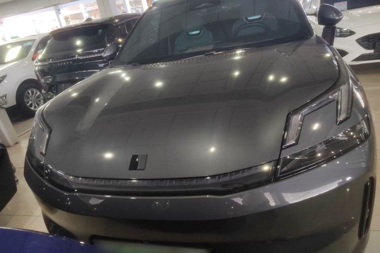 Used Lynk & Co 08 EM-P 2025 245 km Ultra-Long Range Pro Exterior 4