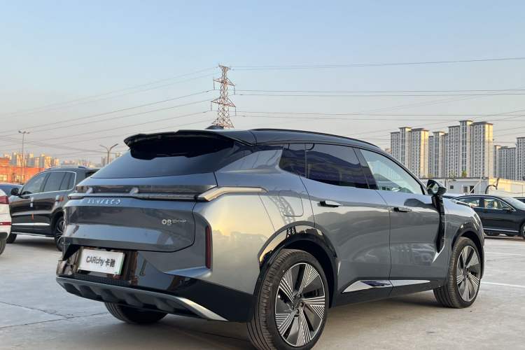 Used Lynk & Co 08 EM-P 2025 245km Ultra-Long Range Halo Exterior 5