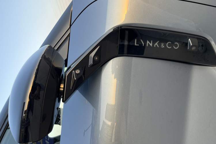 Used Lynk & Co 08 EM-P 2025 245km Ultra-Long Range Halo Exterior 6
