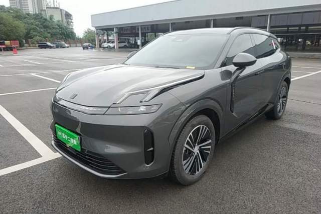 Used Lynk & Co 08 EM-P 2025 120km Long-Range Halo